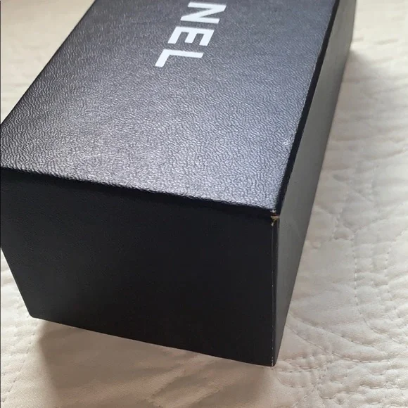 CHANEL Box and Booklet - Picture 6 of 8